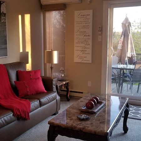 2 Bedroom Condo In Pedestrian Village By Amazing Property Rentals Mont-Tremblant Bagian luar foto